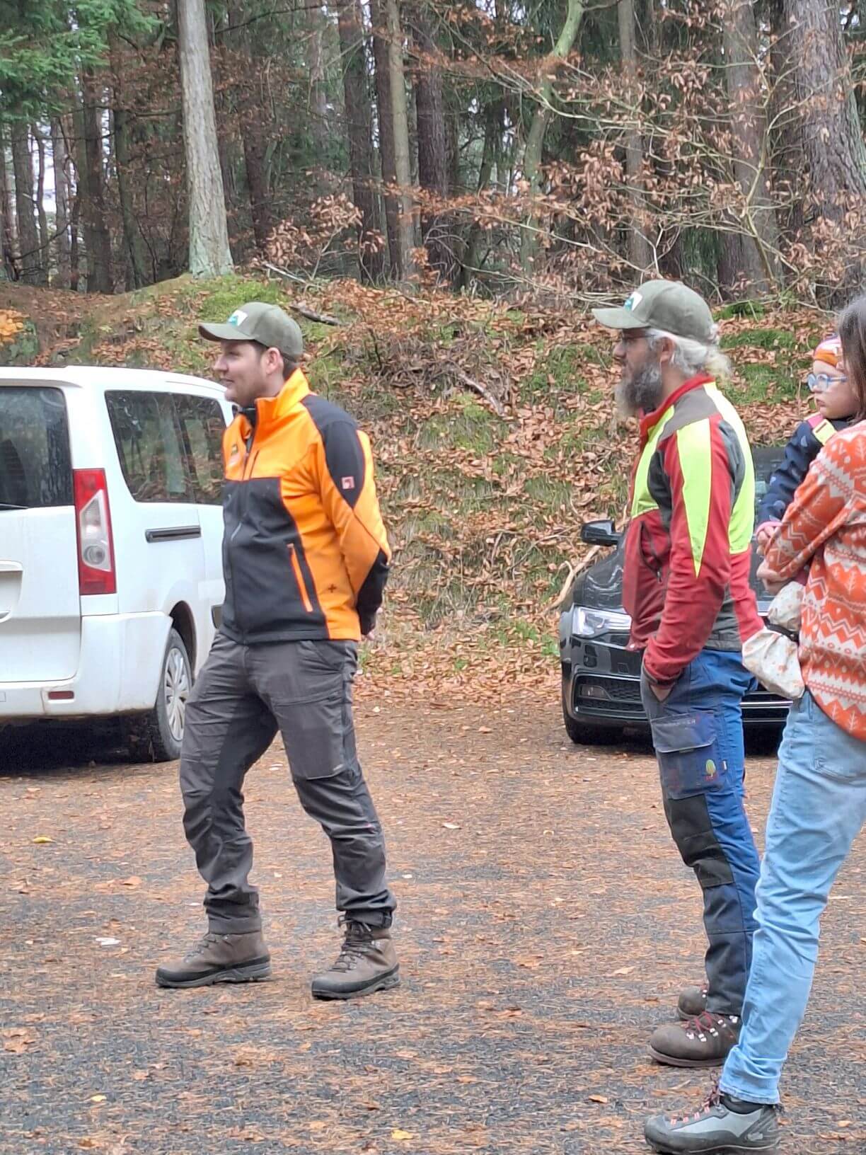 Planzaktion Jubiläumswald Niederkirchen Forstzweckverband Mittelhaardt