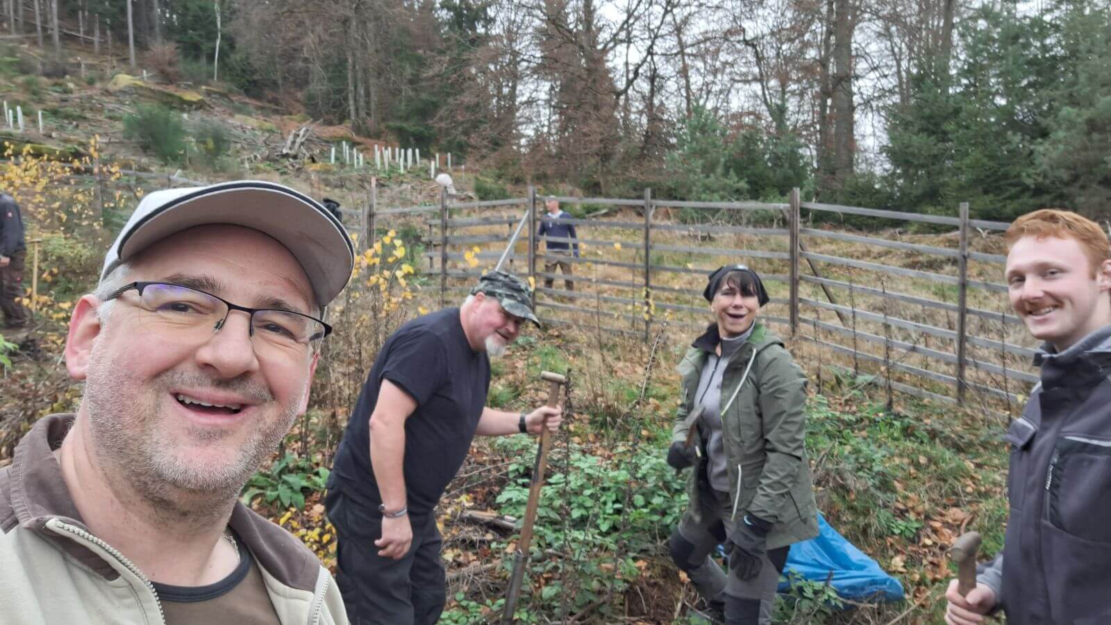Planzaktion Jubiläumswald Niederkirchen Forstzweckverband Mittelhaardt